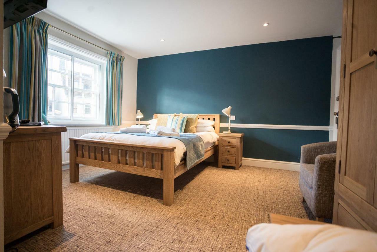 The Swan Inn Sturminster Newton Esterno foto